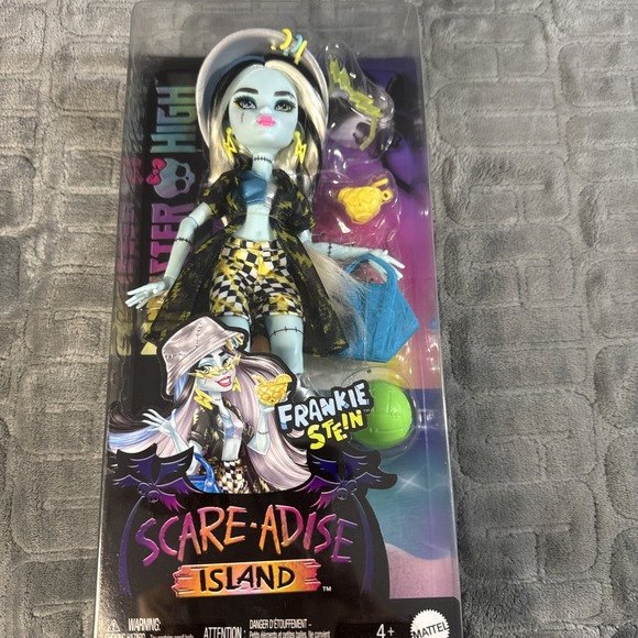 Monster High - Scareadise Island - Frankie Stein Doll & Accessories ..NEW - Picture 1 of 9